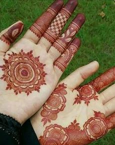 SIMPLE MEHANDI DESIGNS