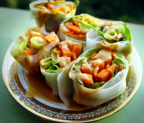 Summer Rolls with Spicy Peanut Dipping Sauce