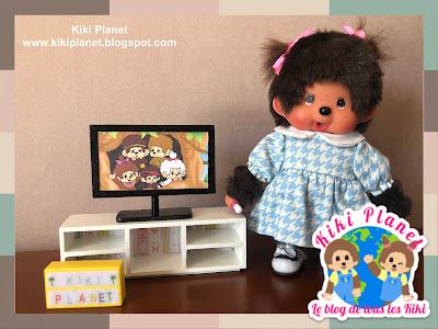 kiki monchhichi television miniature poupée handmade fait main meuble