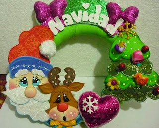 http://goma-eva.com/hermosa-corona-de-navidad-moldes/