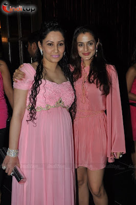 Amisha Patel at Manyata Dutt's Baby Shower ceremony