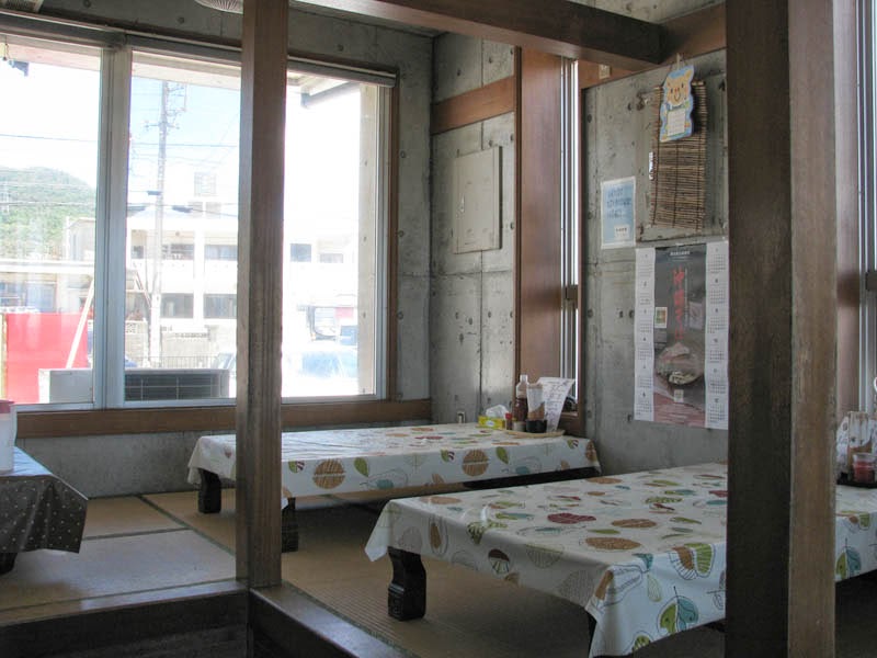 和泉食堂・店内