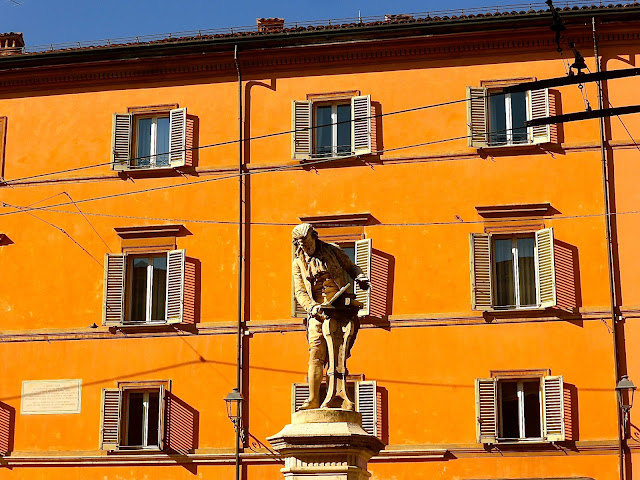 bologna-piazza-galvani