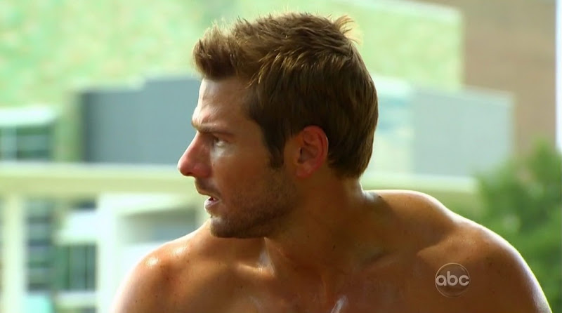 Brad Womack Shirtless on The Bachelor s15e01