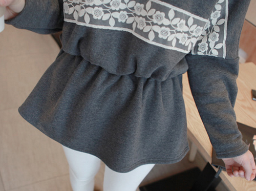 Long Sleeved Peplum Sweater with Leaf Prints