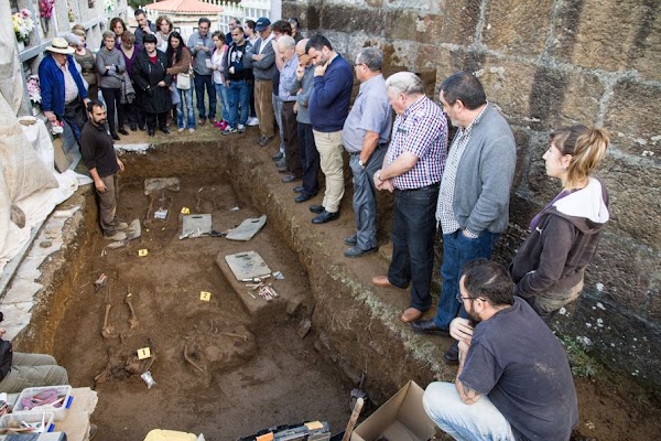 La memoria sepultada de tres guerrilleros gallegos es rescatada por la ARMH
