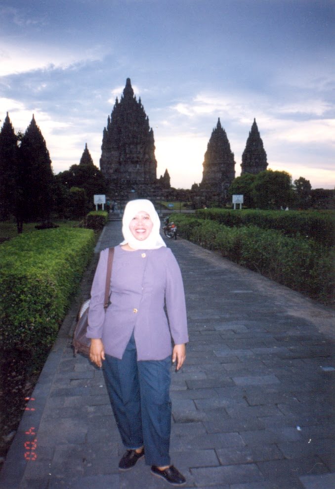 Untuk Kita-Kita: Catatan Perjalanan - Candi Prambanan 