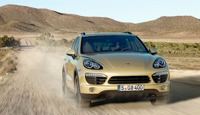 2011 Porsche Cayenne dirt road