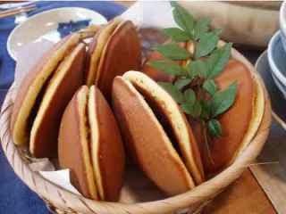 Cara Membuat Dorayaki isi Coklat dan Keju