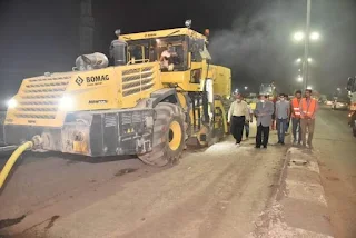 محافظ أسيوط يتفقد أعمال رصف الطريق الدائري بنطاق حي غرب