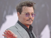 Horrified! Johnny Depp's Fingertips Disconnect when Noise with Amber Heard