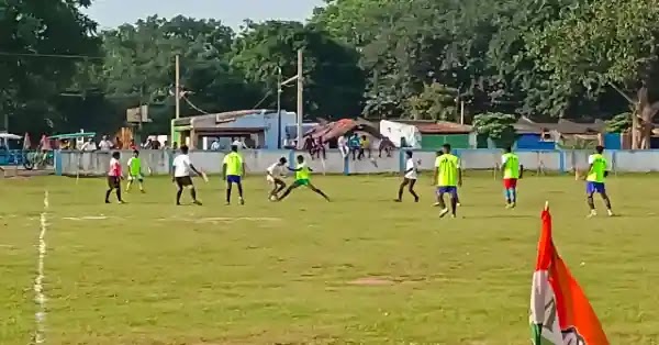  খেলা হবে দিবস উপলক্ষে ফুটবল প্রতিযোগিতা পাণ্ডবেশ্বরে