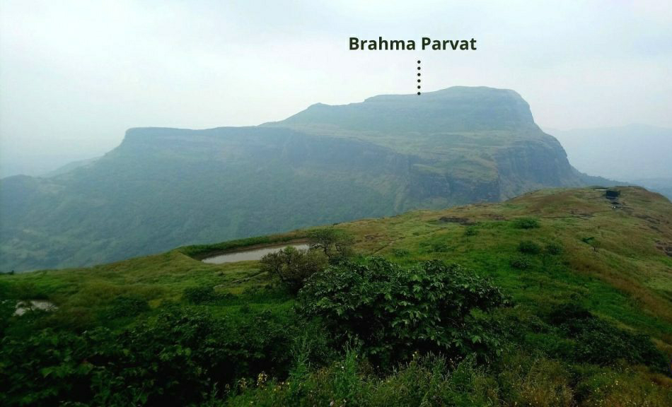 harihar fort trek difficulty