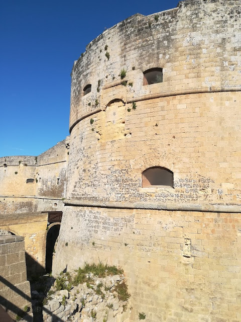 Otranto - Wakacyjny kurort z wiekową historią