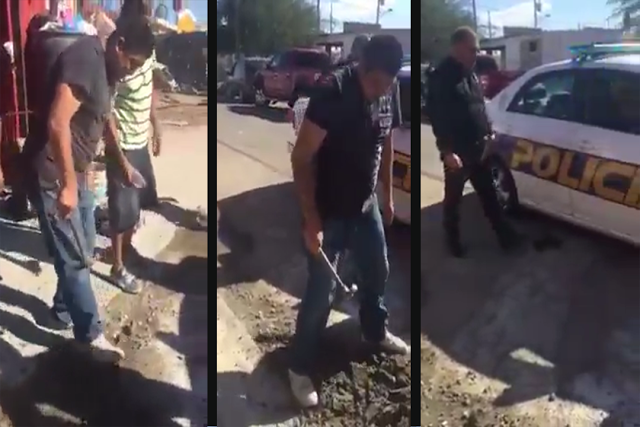 Vecinos tapan un bache con sus propios recursos: Policía los multa y los obliga a destaparlo