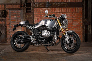 BMW R nine T