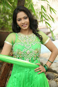 Chunni Heorine Mithra Glamorous Photos-thumbnail-16