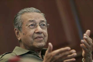 Mahathir Mulai Curiga MH370
