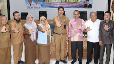 Inspektorat Gelar Sosialisasi Anti Korupsi Bagi Legislatif, Pimpinan dan Anggota DPRD Padang Pariaman