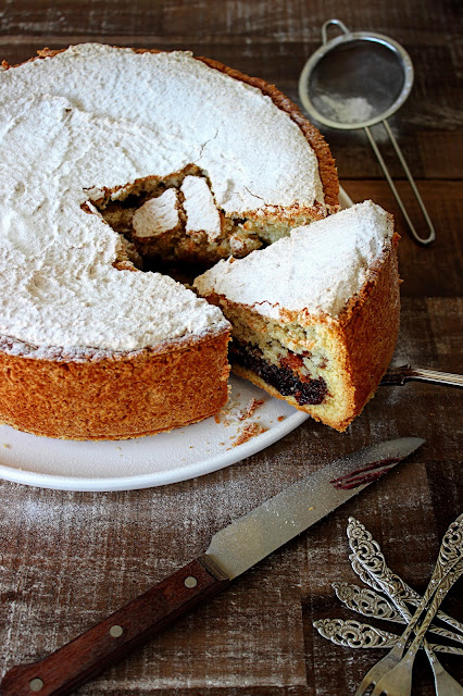 Crostata met amaretti en amandelschuim