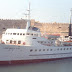 Πορτοκαλής Ήλιος Το Πρώην Πλοίο Καζίνο Στις Θάλασσες Της Κρήτης