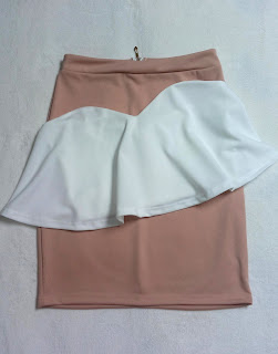 www.cndirect.com/women-fashion-sexy-elegant-two-pieces-strapless-sleeveless-backless-ruffle-crop-tops-and-solid-pencil-skirt-set.html?utm_source=blog&utm_medium=cpc&utm_campaign=Carly177