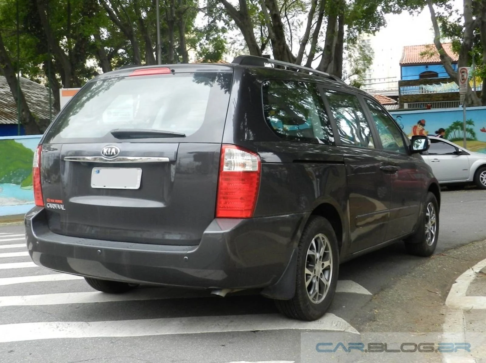 Kia Carnival EX 2014