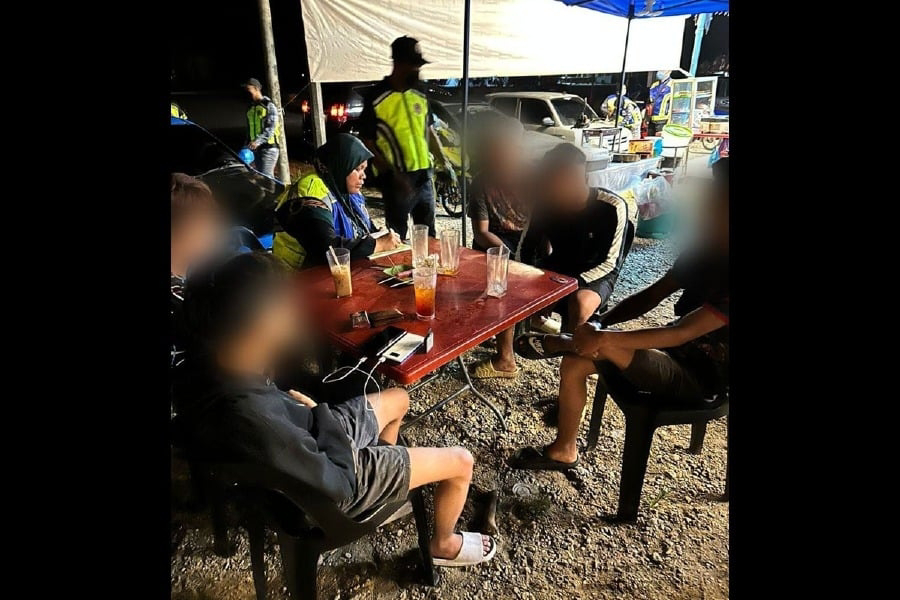 Seven men caught wearing shorts to undergo counselling in Kelantan 