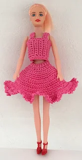 ensemble jupe et top pour Barbie