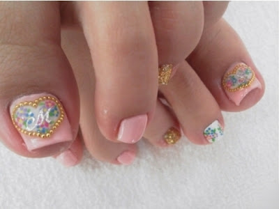 Cool-Toe-Nail-Art-Designs-2012