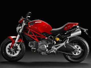 2013 ducati monster 696 motorcycle photos - picture 2