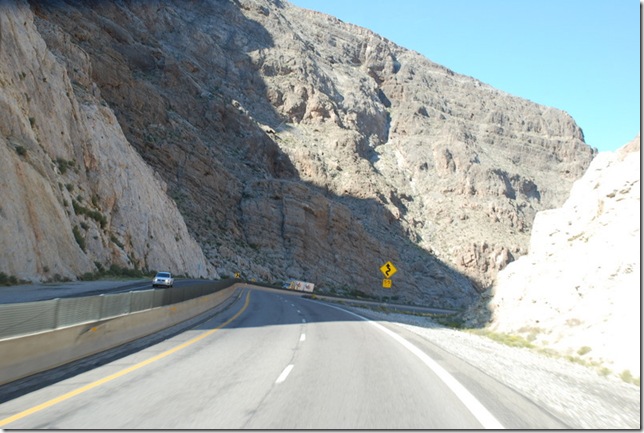 11-08-11 E I-15 Heading West-South 047