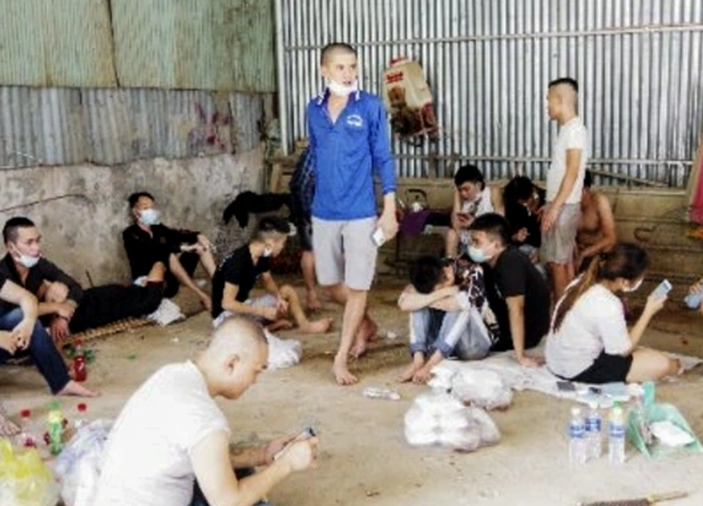 40 người Việt chạy khỏi casino ở Campuchia, bơi sông trốn về nước