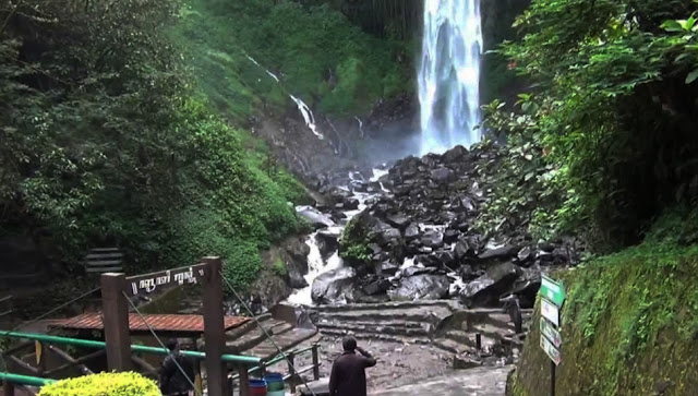 grojokan sewu tawangmangu