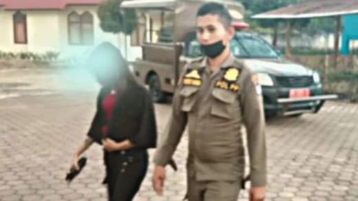 Terjaring Razia Satpol PP Kota Padang, Seorang Wanita Dikirim ke Panti Andam Dewi Solok