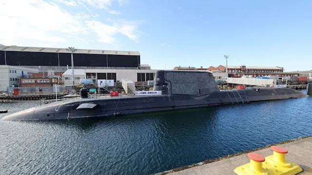 El-submarino-de-ataque-más-avanzado-del-mundo-se-une-a-la-flota-británica