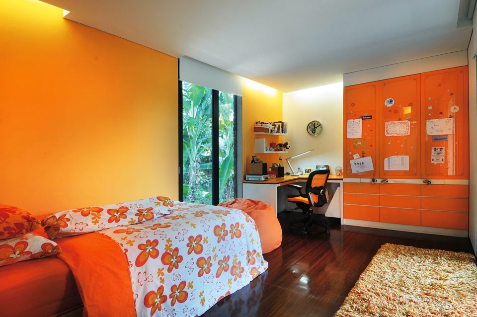 Desain Interior Kamar Tidur Anak Perempuan Warna Orange 