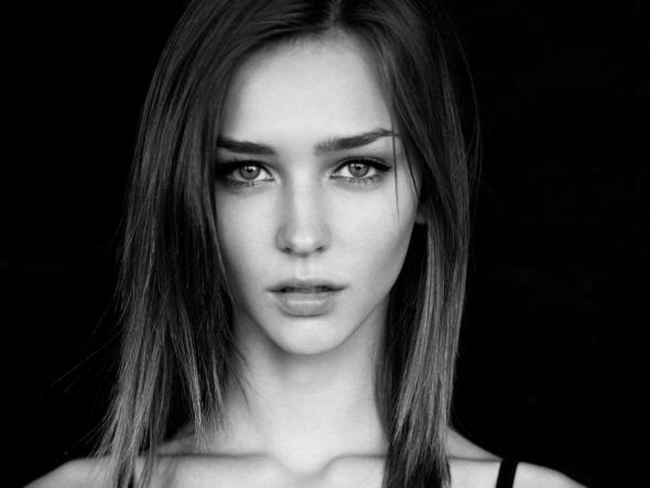 Linda modelo Rachel Cook mulher sensual ensaio fotográfico Chris Shintani