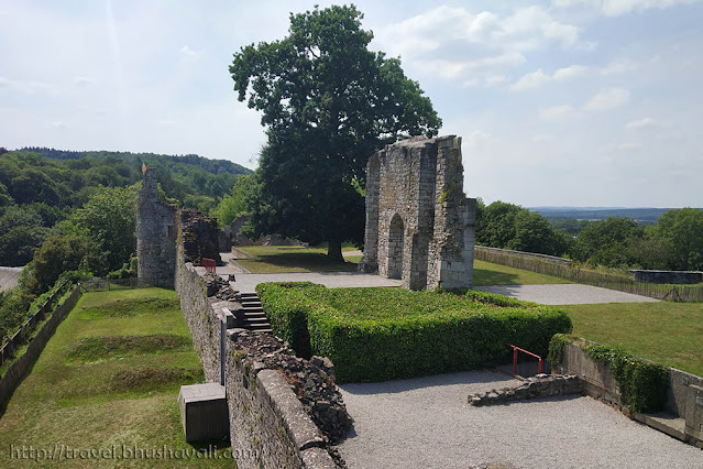 Chateau Comtal Rochefort Castle Famenne Ardennes UGGp