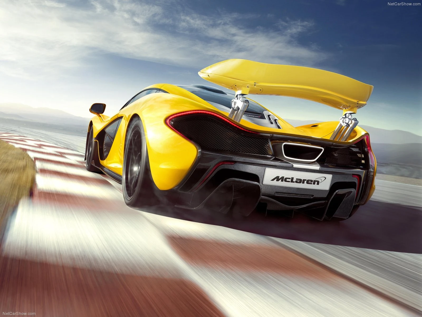 Hình ảnh siêu xe McLaren P1 2014 & nội ngoại thất