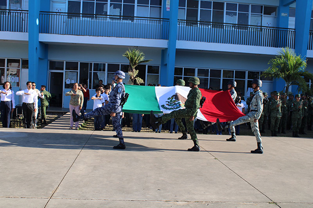 Ejército Mexicano continúa los festejos por mes de la Bandera