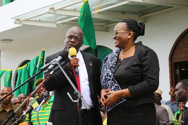 Rais Magufuli: Nilifunga Ndoa Bila Koti la Suti, Mke Wangu Bila Gauni la Bi Harusi nilikunywa Pepsi ye Alikunywa Milinda
