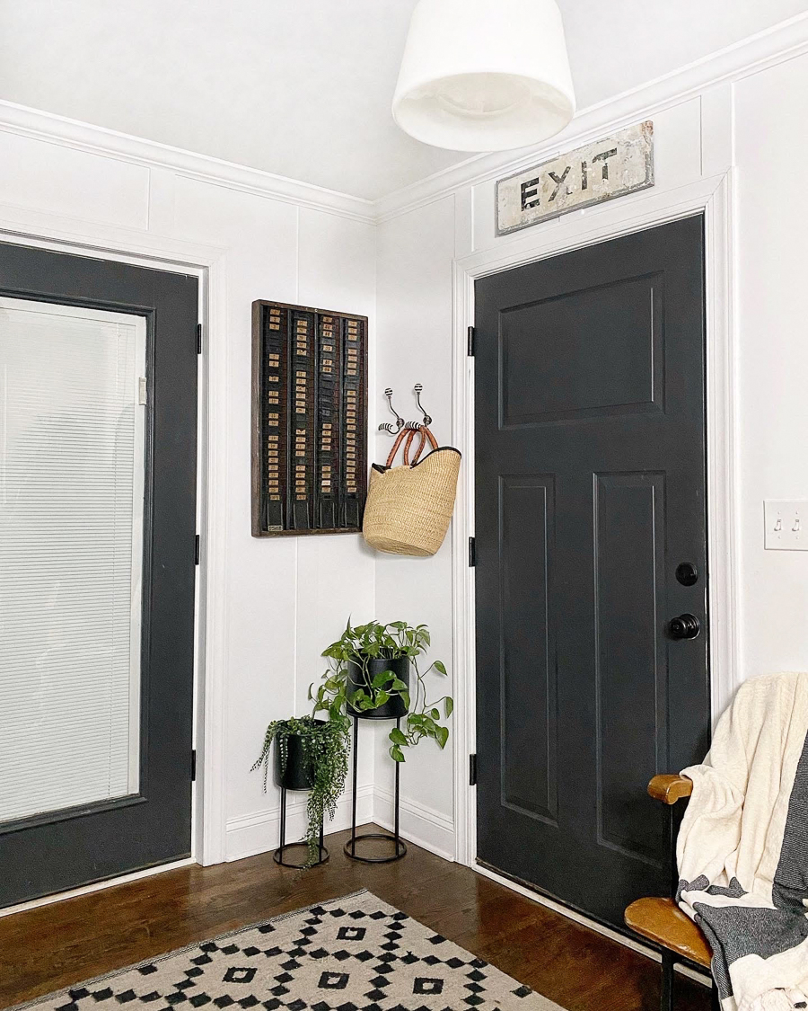 Vintage-modern mudroom