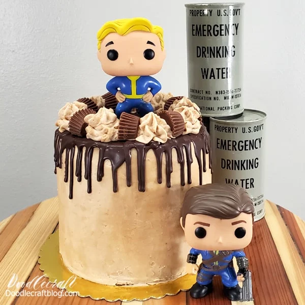 Fallout Bobbleheads Cake Topper!  Make the perfect Fallout themed cake by just adding bobbleheads to it!   Bobbleheads are the rewards found on Fallout that give you different perks.   Here's a quick way to make a themed party and including a gift as well.