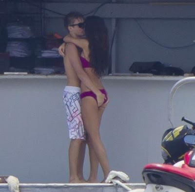 Justin Bieber and selena Gomez hot