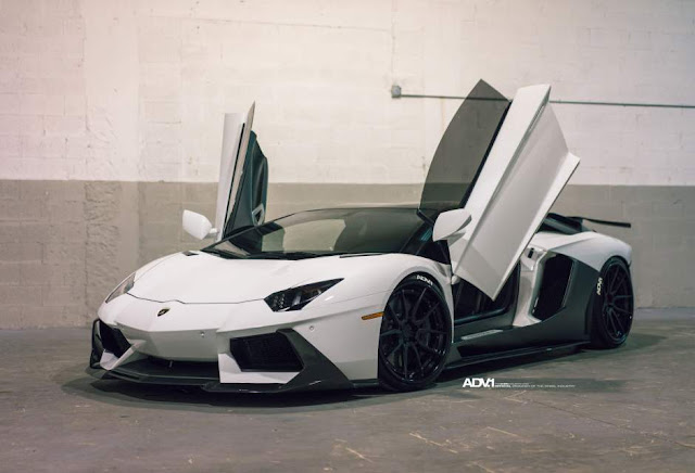 2012 Lamborghini Aventador LP700 with ADV.1 Wheels