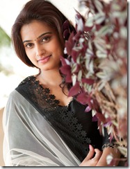 actress_dimple_chopade_new_beautiful_photo