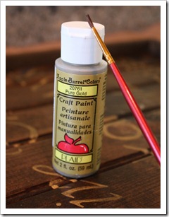 Plaid gold paint (620x800)