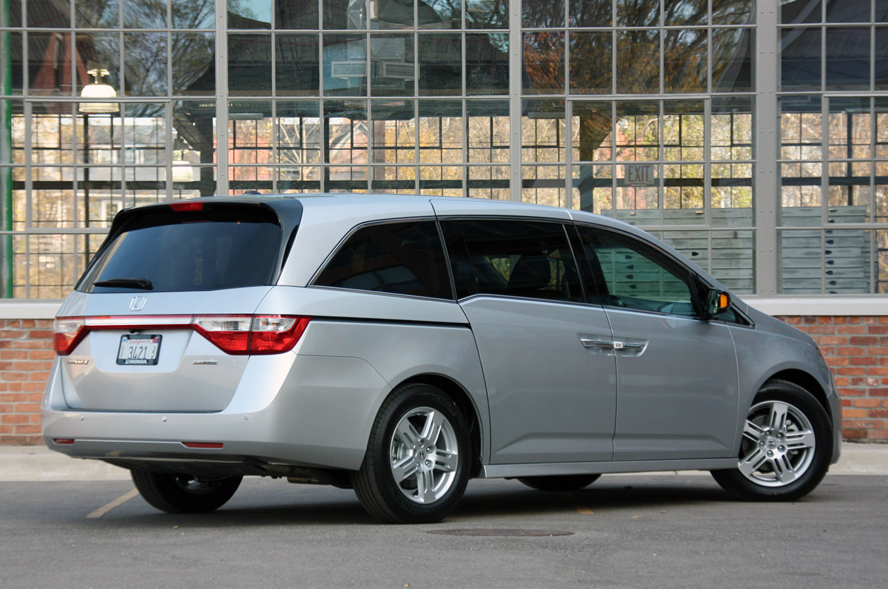 Autoscout: 2011 honda Odyssey