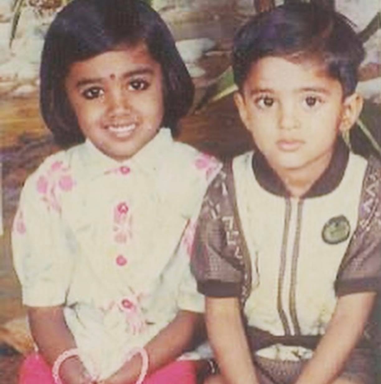 South Indian Actor Unni Mukundan (Unnikrishnan Mukundan Nair) Childhood Pic with his Elder Sister Karthika Mukundan Nair | South Indian Actor Unni Mukundan (Unnikrishnan Mukundan Nair) Childhood Photos | Real-Life Photos